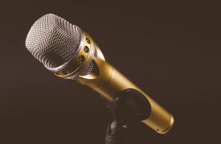 √ Pengertian Microphone: Fungsi, Cara Kerja, Jenis-jenis dan Gambar Mic